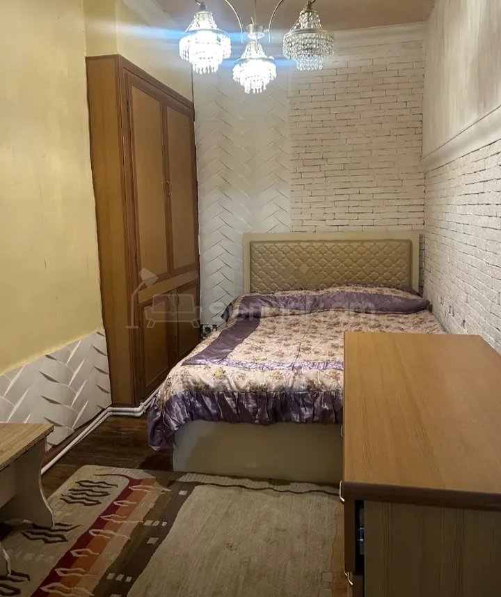 2 Սենյականոց Բնակարան Քարե Շենքում, 56քմ, 1/1 հարկ, Կապիտալ Վերանորոգված, Կահավորված