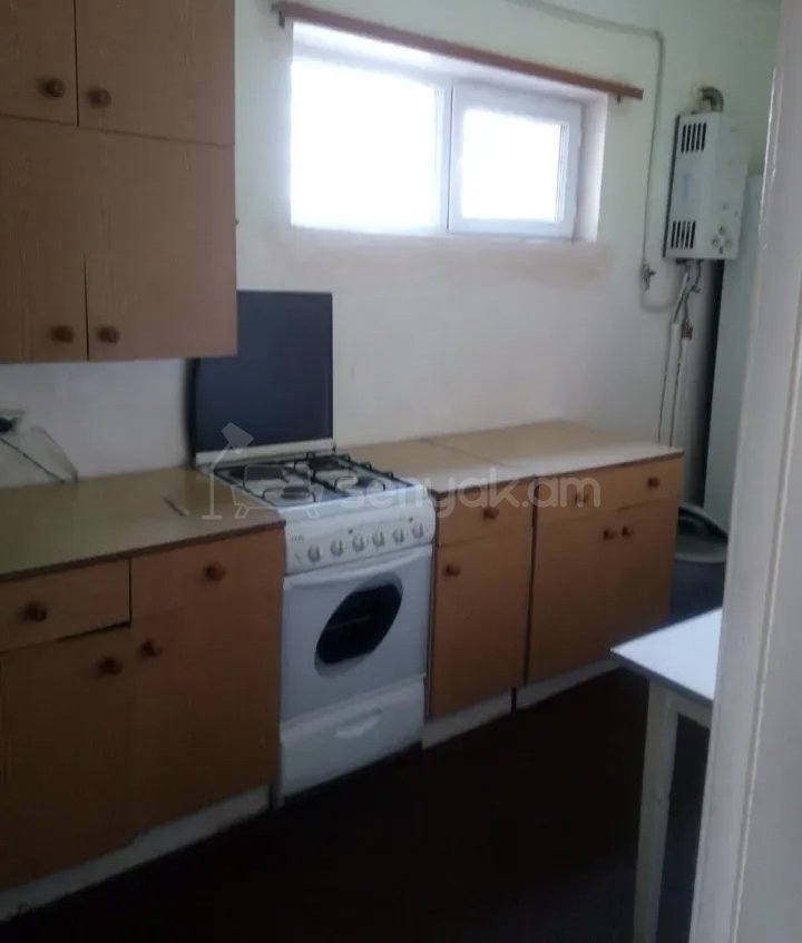 2 Սենյականոց Բնակարան, 58քմ, 4/9 հարկ, Նորմալ Վիճակում, Կահավորված, Արևկող