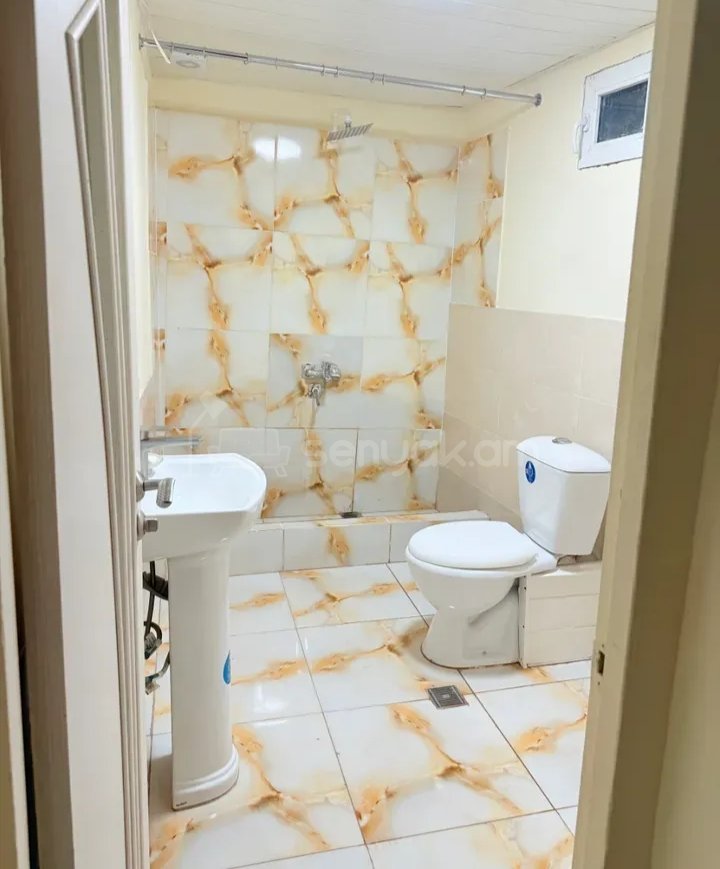 2 Սենյականոց Բնակարան Քարե Շենքում, 58քմ, 1/1 հարկ, Կապիտալ Վերանորոգված, Կահավորված