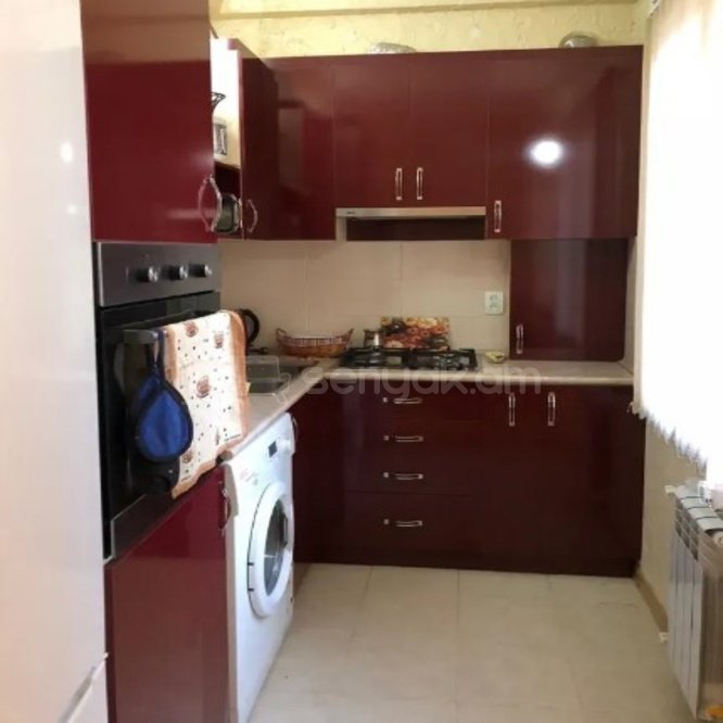 2 Սենյականոց Բնակարան Քարե Շենքում, 61քմ, 3/4 հարկ, Կապիտալ Վերանորոգված, Կահավորված, Արևկող
