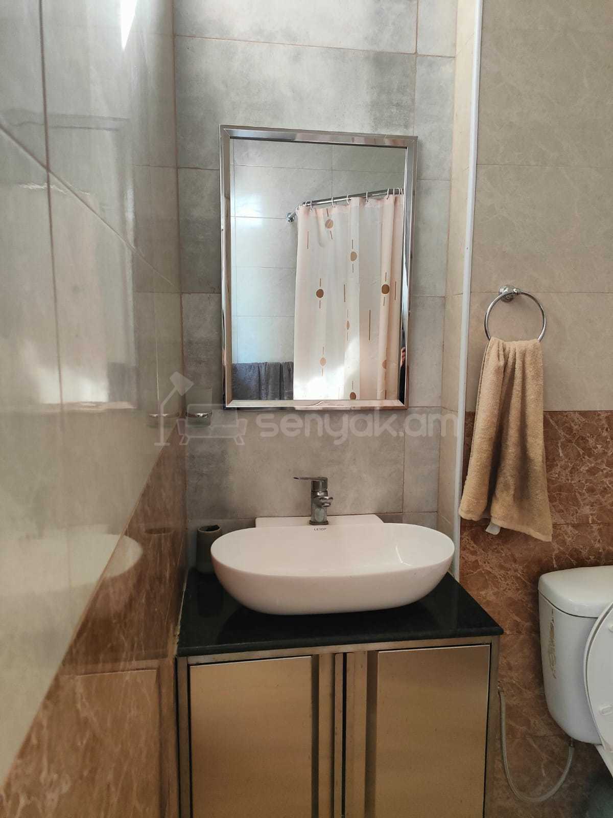 1 Սենյականոց Սեփական Տուն, 42քմ, Կապիտալ Վերանորոգված, Կահավորված