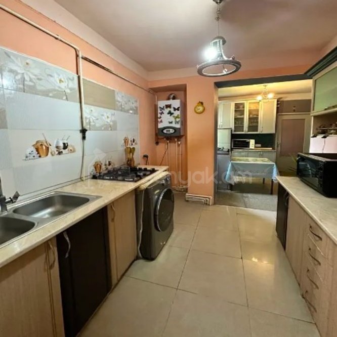 4 Սենյականոց Բնակարան, 91քմ, 9/9 հարկ, Կապիտալ Վերանորոգված