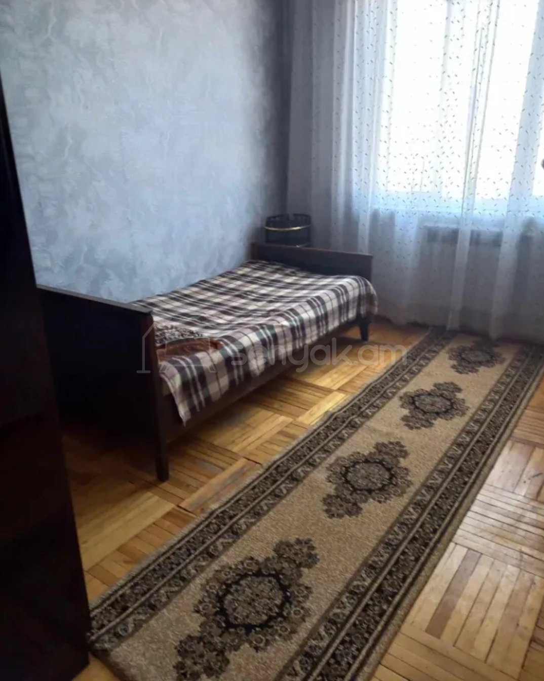 4 Սենյականոց Բնակարան, 90քմ, 6/9 հարկ, Նորմալ Վիճակում, Կահավորված