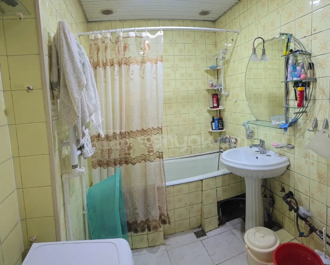 4 Սենյականոց Բնակարան, 90քմ, 6/9 հարկ, Նորմալ Վիճակում, Կահավորված