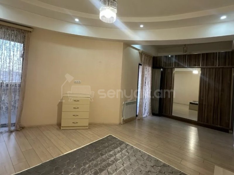 3 Սենյականոց Բնակարան, 140քմ, 16/16 հարկ, Կապիտալ Վերանորոգված, Կահավորված, Արևկող