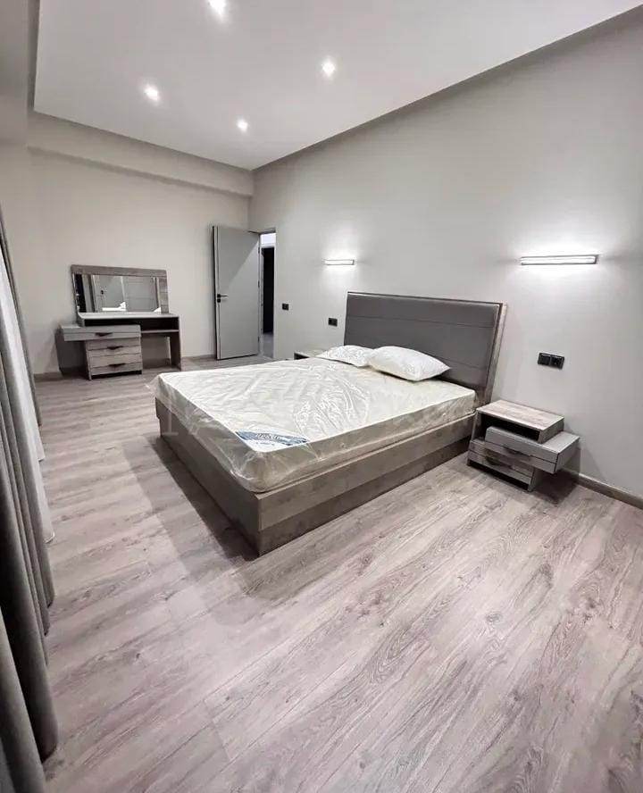 2 Սենյականոց Բնակարան Նորակառույցում, 66քմ, 12/16 հարկ, Դիզայներական Վերանորոգված, Կահավորված, Արևկող