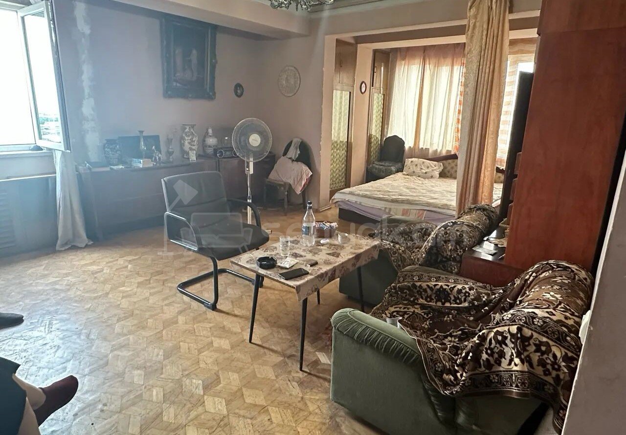 1 Սենյականոց Բնակարան, 54քմ, 14/14 հարկ, Պետական Վիճակում