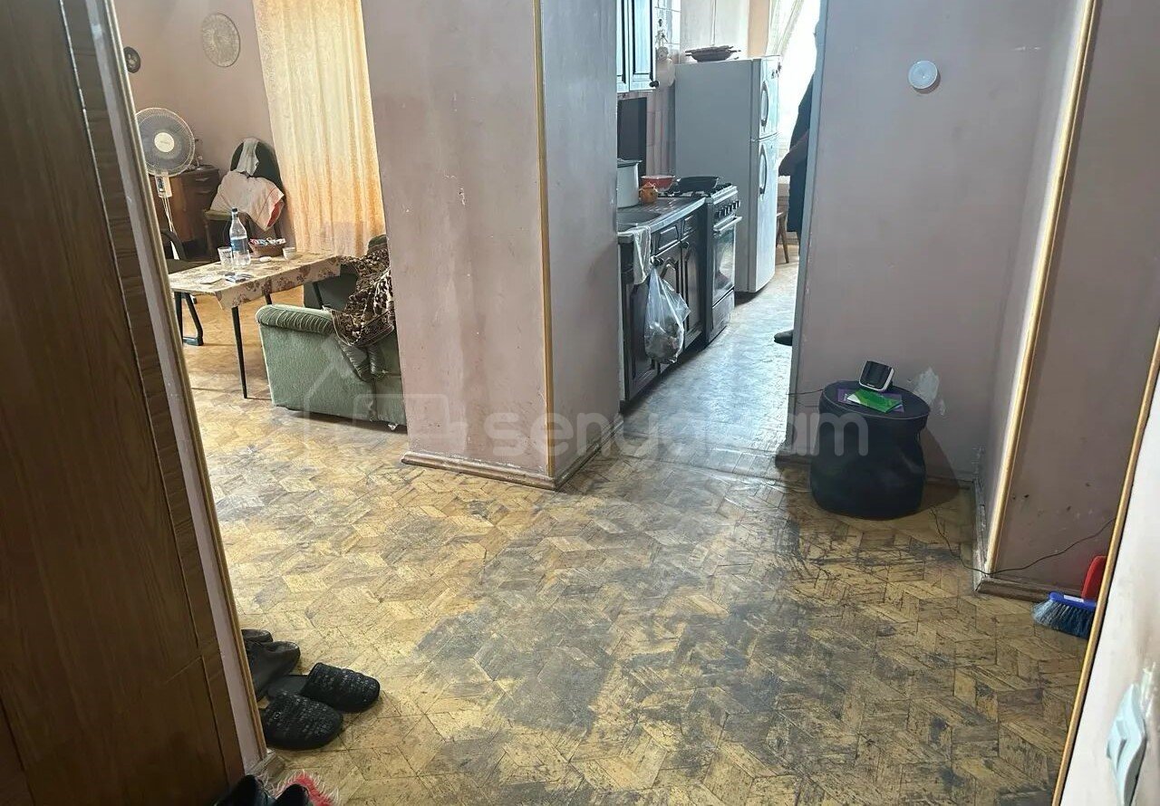 1 Սենյականոց Բնակարան, 54քմ, 14/14 հարկ, Պետական Վիճակում