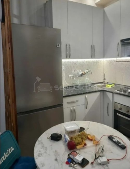 2 Սենյականոց Բնակարան, 45քմ, 3/6 հարկ, Կապիտալ Վերանորոգված, Կահավորված, Արևկող