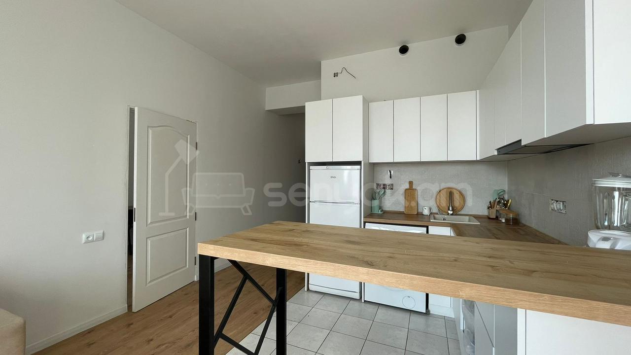 1 Սենյականոց Բնակարան, 39քմ, 4/12 հարկ, Դիզայներական Վերանորոգված