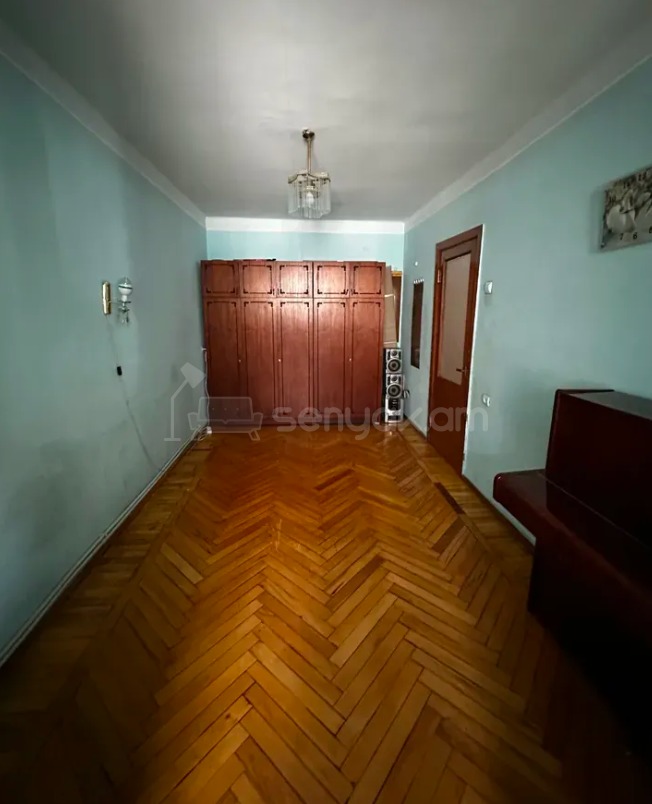 3 Սենյականոց Բնակարան Քարե Շենքում, 78քմ, 2/5 հարկ, Կոսմետիկ Վերանորոգված