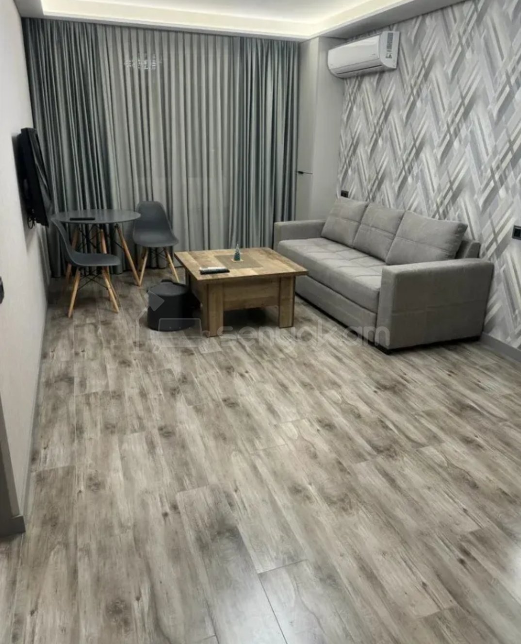 2 Սենյականոց Բնակարան Քարե Շենքում, 40քմ, 4/7 հարկ, Դիզայներական Վերանորոգված