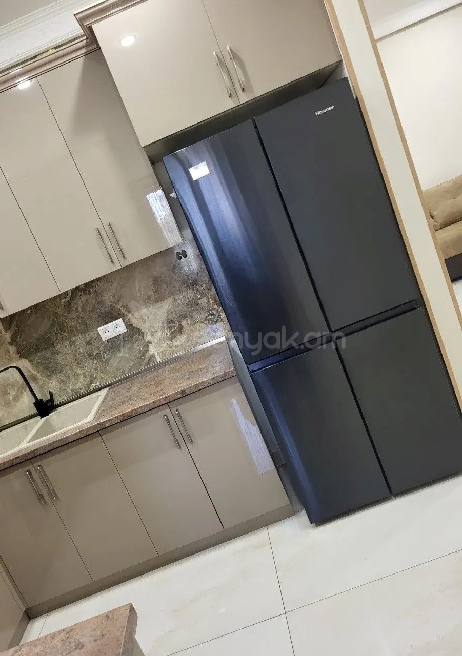 4 Սենյականոց Բնակարան Քարե Շենքում, 72քմ, 5/6 հարկ, Կապիտալ Վերանորոգված