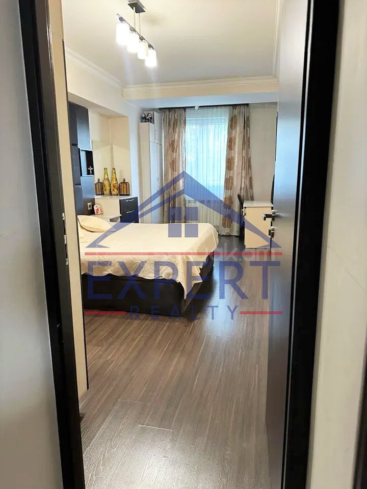 3 Սենյականոց Բնակարան, 74քմ, 5/10 հարկ, Կապիտալ Վերանորոգված