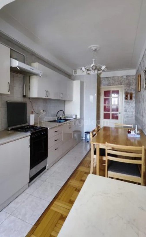 3 Սենյականոց Բնակարան, 110քմ, 14/16 հարկ, Կապիտալ Վերանորոգված, Կահավորված