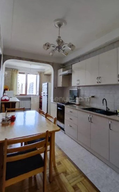 3 Սենյականոց Բնակարան, 110քմ, 14/16 հարկ, Կապիտալ Վերանորոգված, Կահավորված