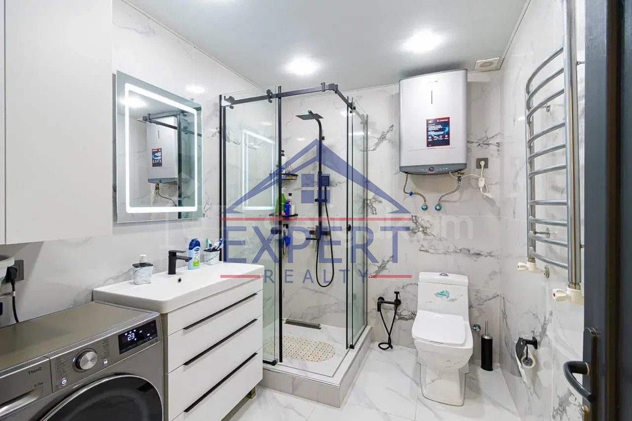 3 Սենյականոց Բնակարան Նորակառույցում, 70քմ, 13/19 հարկ, Դիզայներական Վերանորոգված