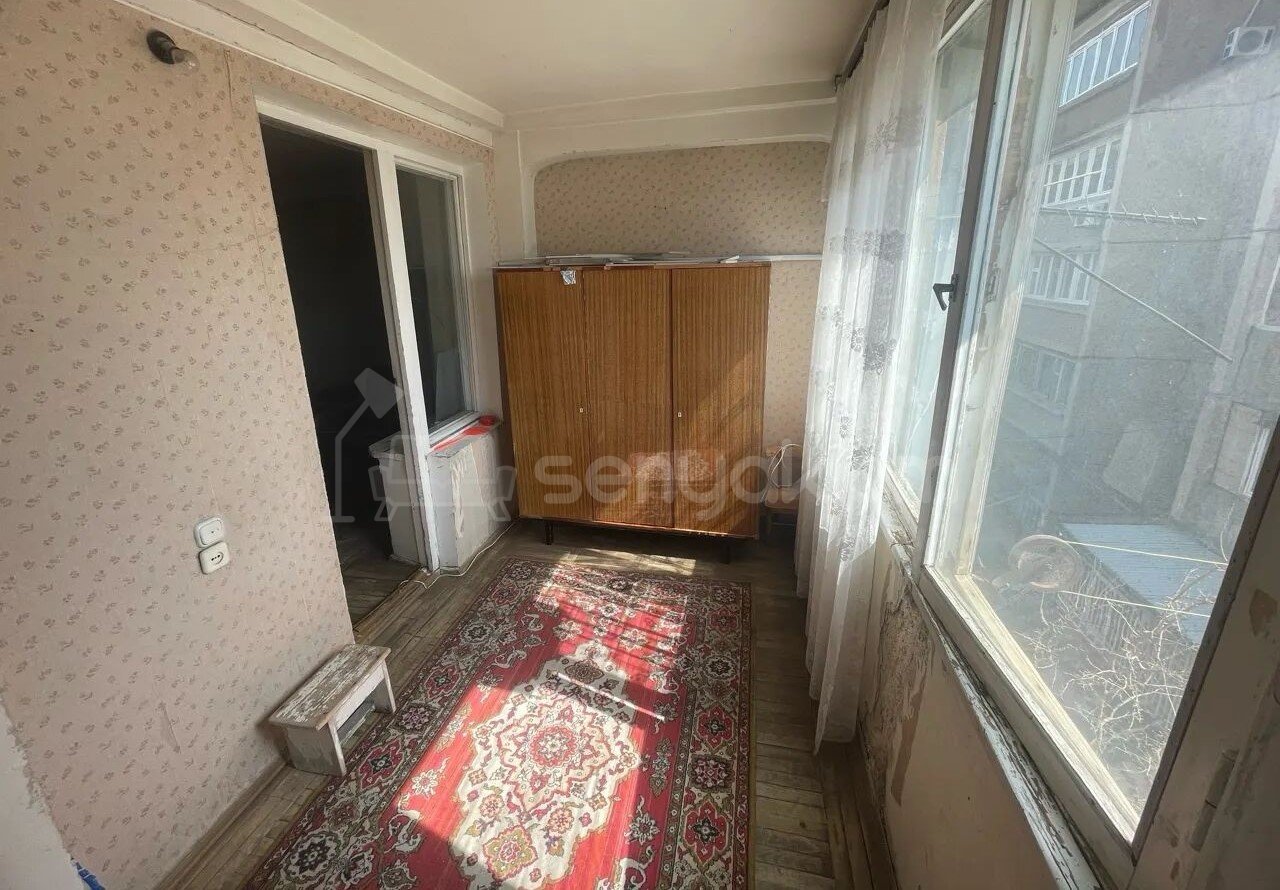 2 Սենյականոց Բնակարան Քարե Շենքում, 48քմ, 4/5 հարկ, Պետական Վիճակում