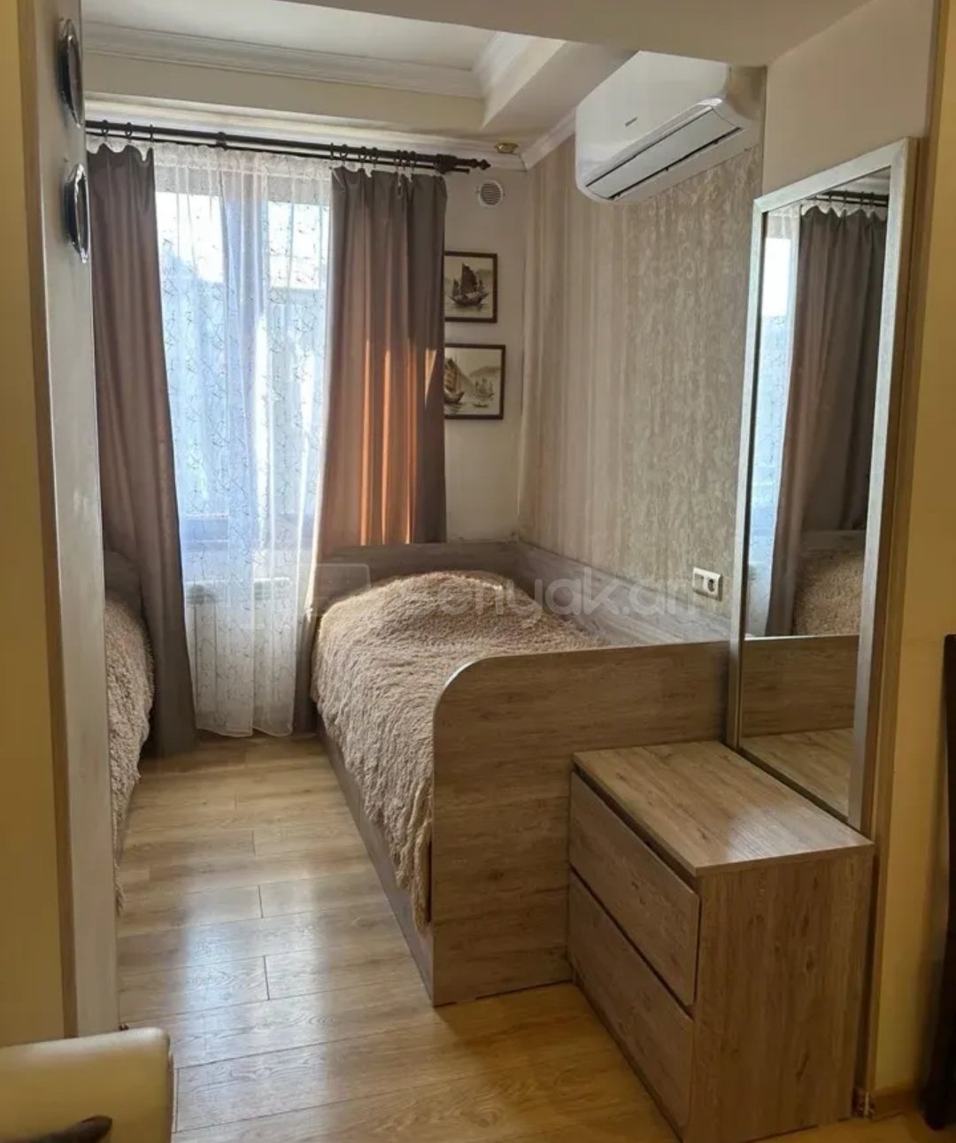 1 Սենյականոց Բնակարան Քարե Շենքում, 45քմ, 3/4 հարկ, Կապիտալ Վերանորոգված