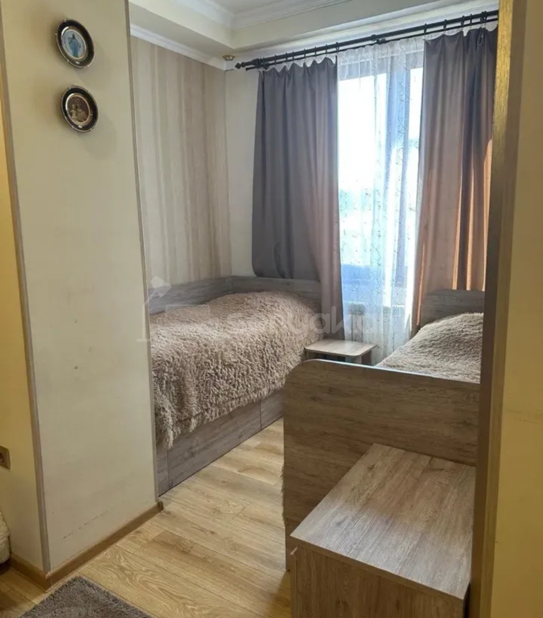 1 Սենյականոց Բնակարան Քարե Շենքում, 45քմ, 3/4 հարկ, Կապիտալ Վերանորոգված