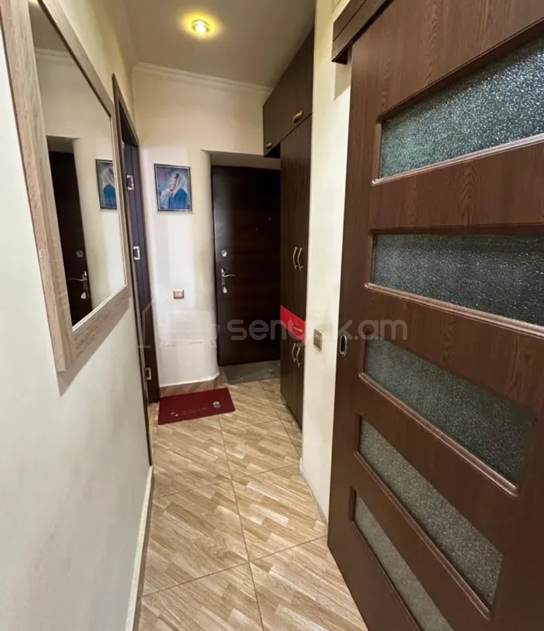 1 Սենյականոց Բնակարան Քարե Շենքում, 45քմ, 3/4 հարկ, Կապիտալ Վերանորոգված