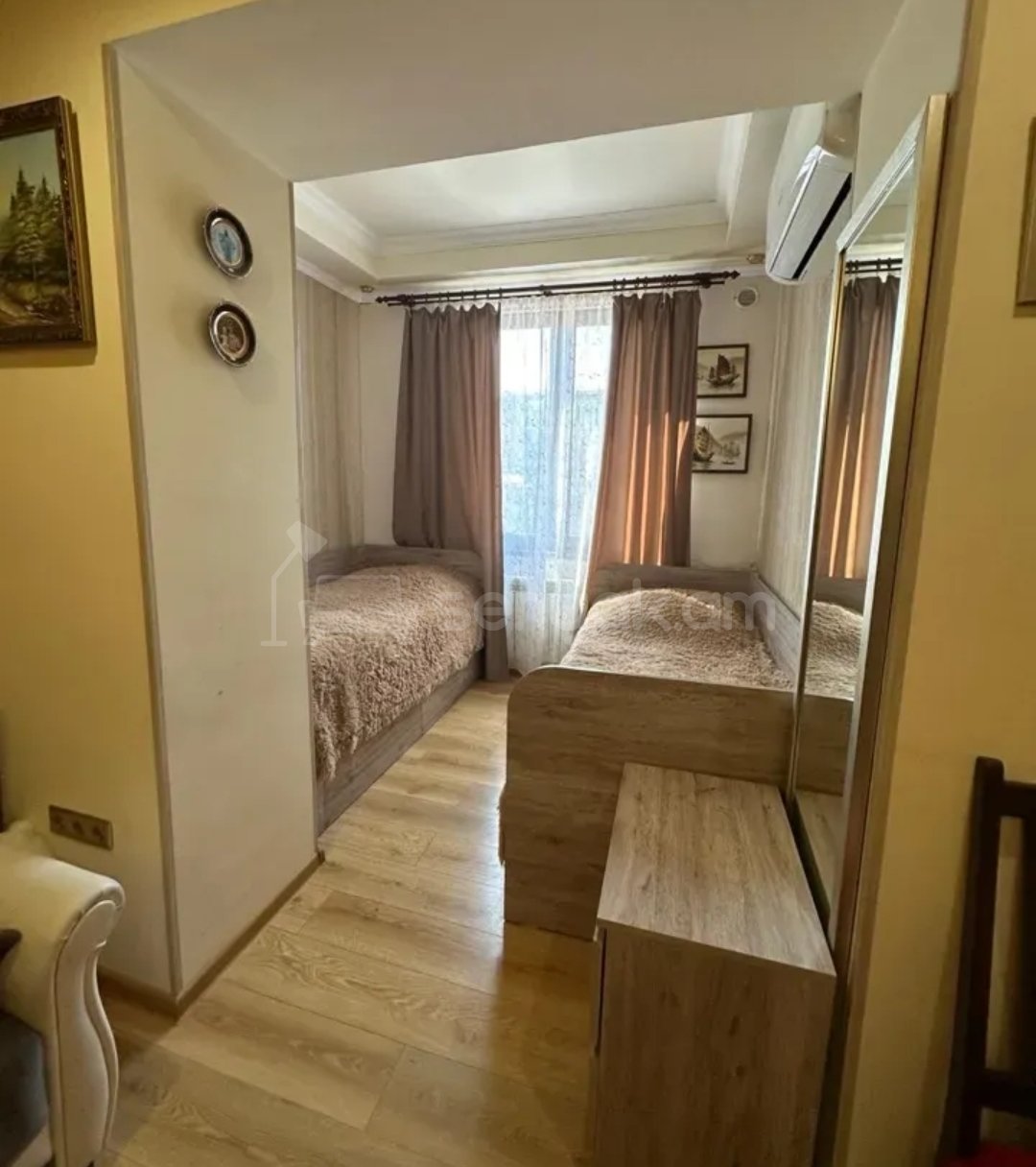 1 Սենյականոց Բնակարան Քարե Շենքում, 45քմ, 3/4 հարկ, Կապիտալ Վերանորոգված