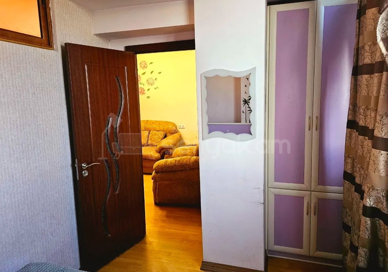 2 Սենյականոց Բնակարան Քարե Շենքում, 42քմ, 11/11 հարկ, Կապիտալ Վերանորոգված, Կահավորված