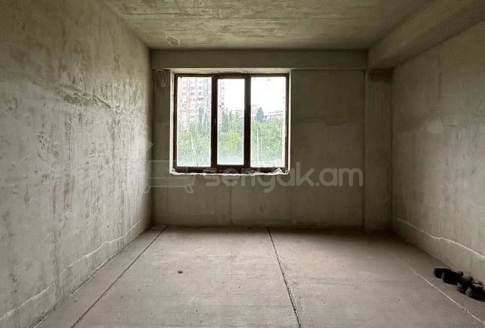 5 Սենյականոց Բնակարան, 160քմ, 4/4 հարկ, Զրոյական Վիճակում