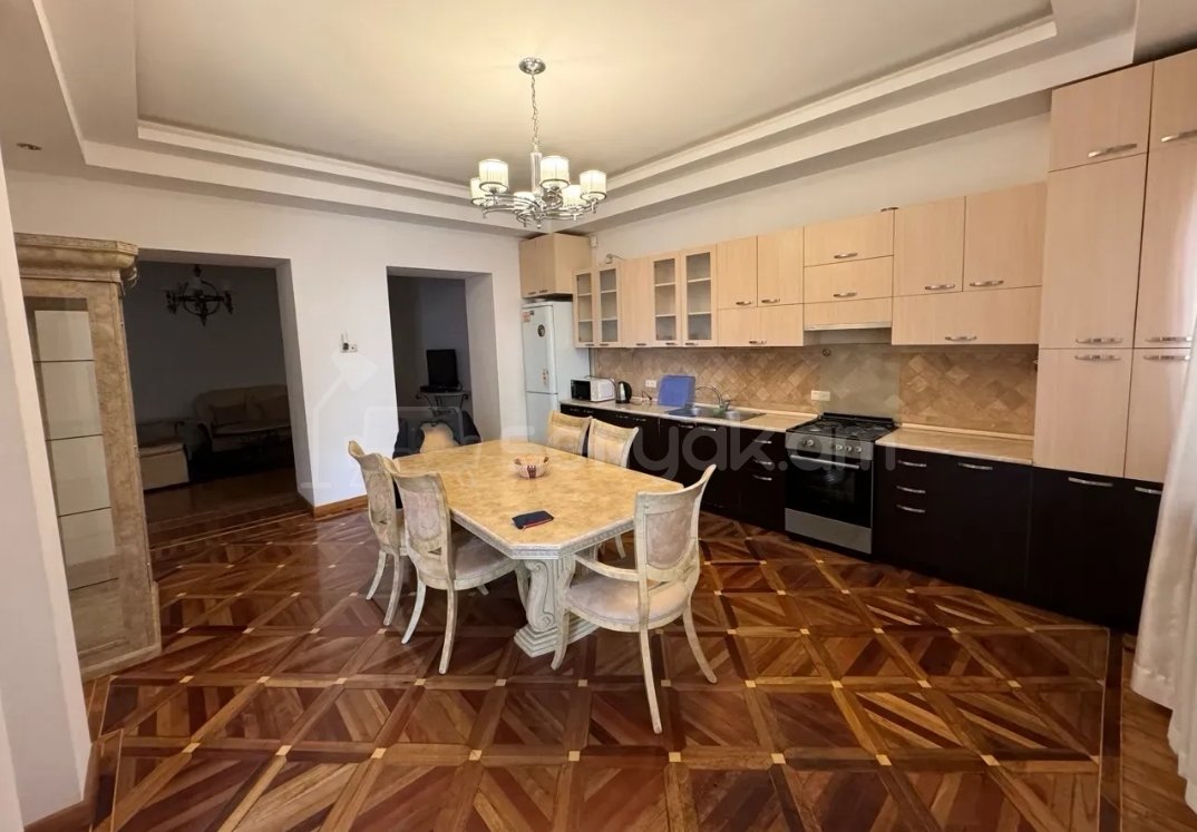 3 Սենյականոց Սեփական Տուն, 110քմ, Կապիտալ Վերանորոգված, Կահավորված