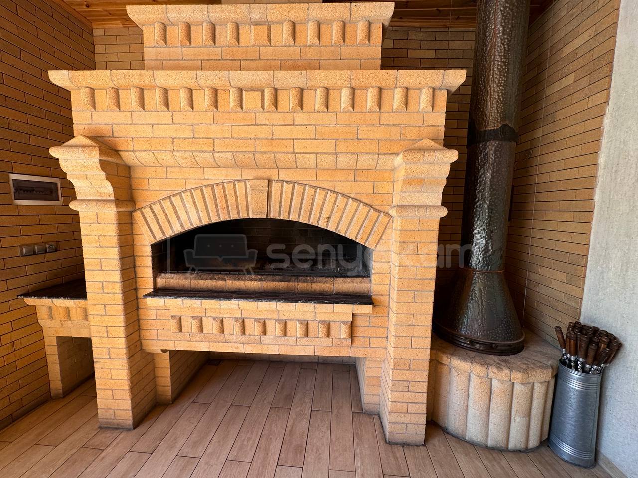 1 Սենյականոց Ամառանոց, 150քմ, Լողավազանով