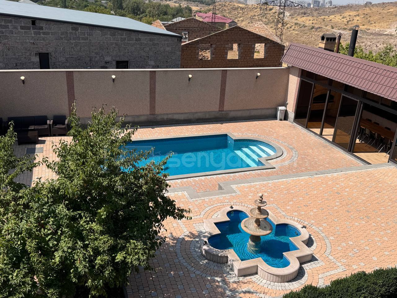 1 Սենյականոց Ամառանոց, 150քմ, Լողավազանով