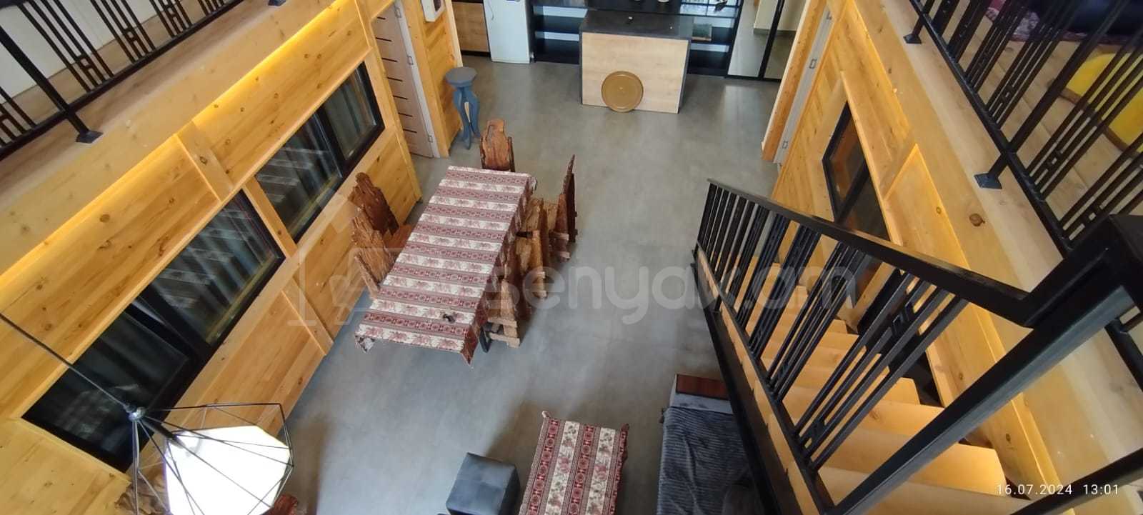 5 Սենյականոց Ամառանոց, 200քմ, Լողավազանով