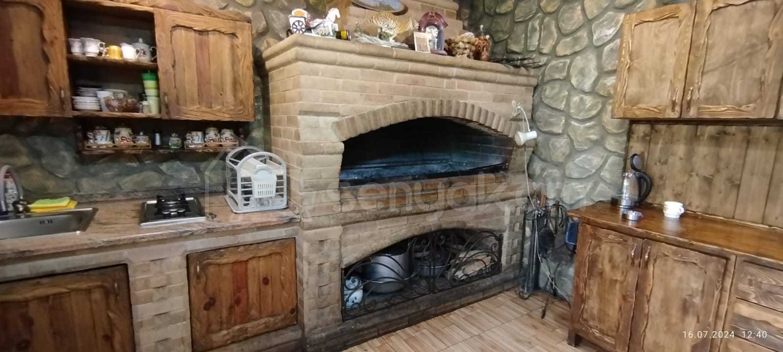 5 Սենյականոց Ամառանոց, 200քմ, Լողավազանով