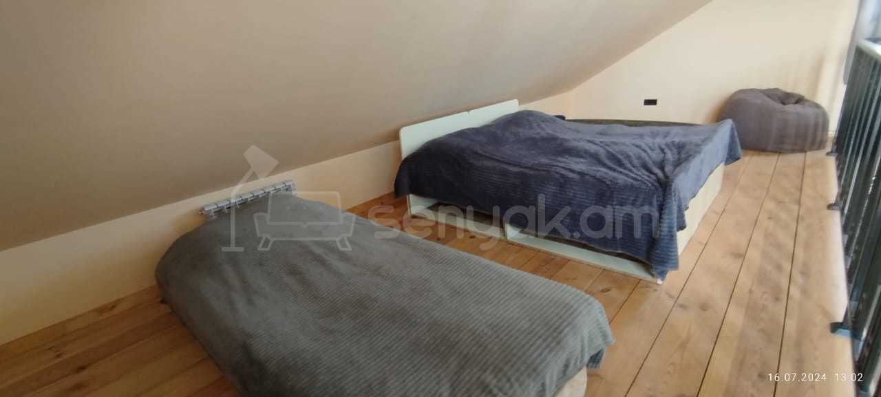 5 Սենյականոց Ամառանոց, 200քմ, Լողավազանով