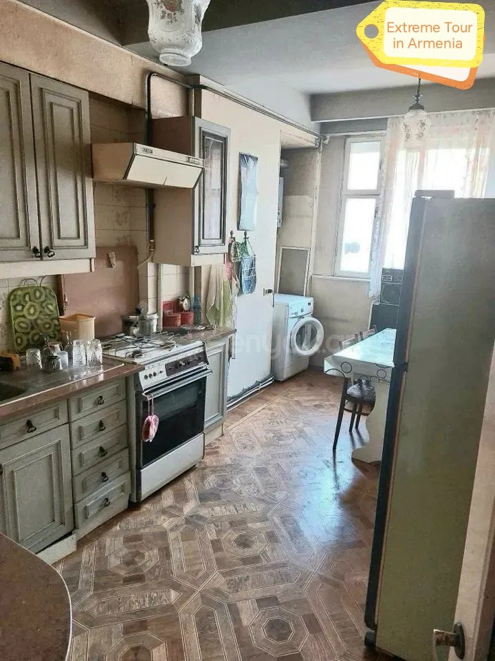 2 Սենյականոց Բնակարան, 65քմ, 3/10 հարկ, Նորմալ Վիճակում, Կահավորված