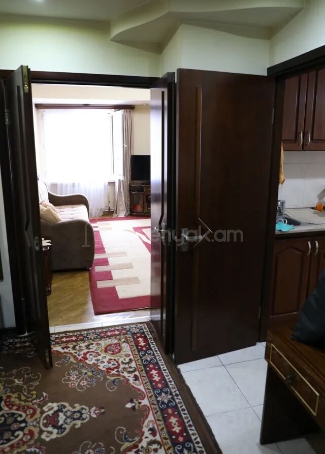 3 Սենյականոց Բնակարան, 83քմ, 1/14 հարկ, Կապիտալ Վերանորոգված