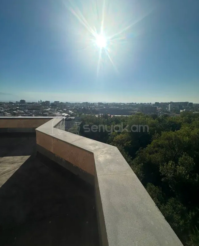 2 Սենյականոց Բնակարան, 126քմ, 8/10 հարկ, Կապիտալ Վերանորոգված