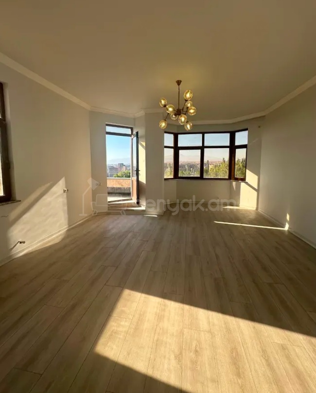 2 Սենյականոց Բնակարան, 126քմ, 8/10 հարկ, Կապիտալ Վերանորոգված