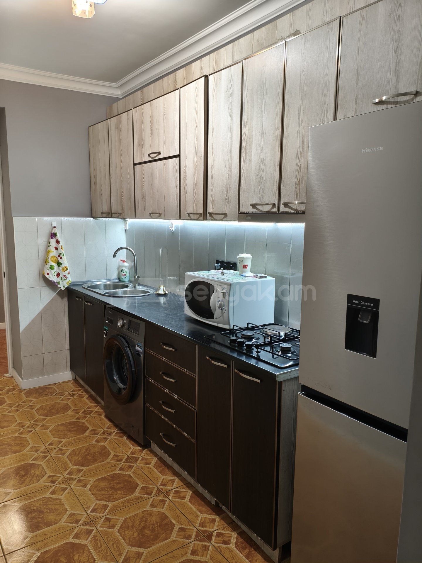 3 Սենյականոց Բնակարան, 78քմ, 6/9 հարկ, Կապիտալ Վերանորոգված, Կահավորված, Արևկող