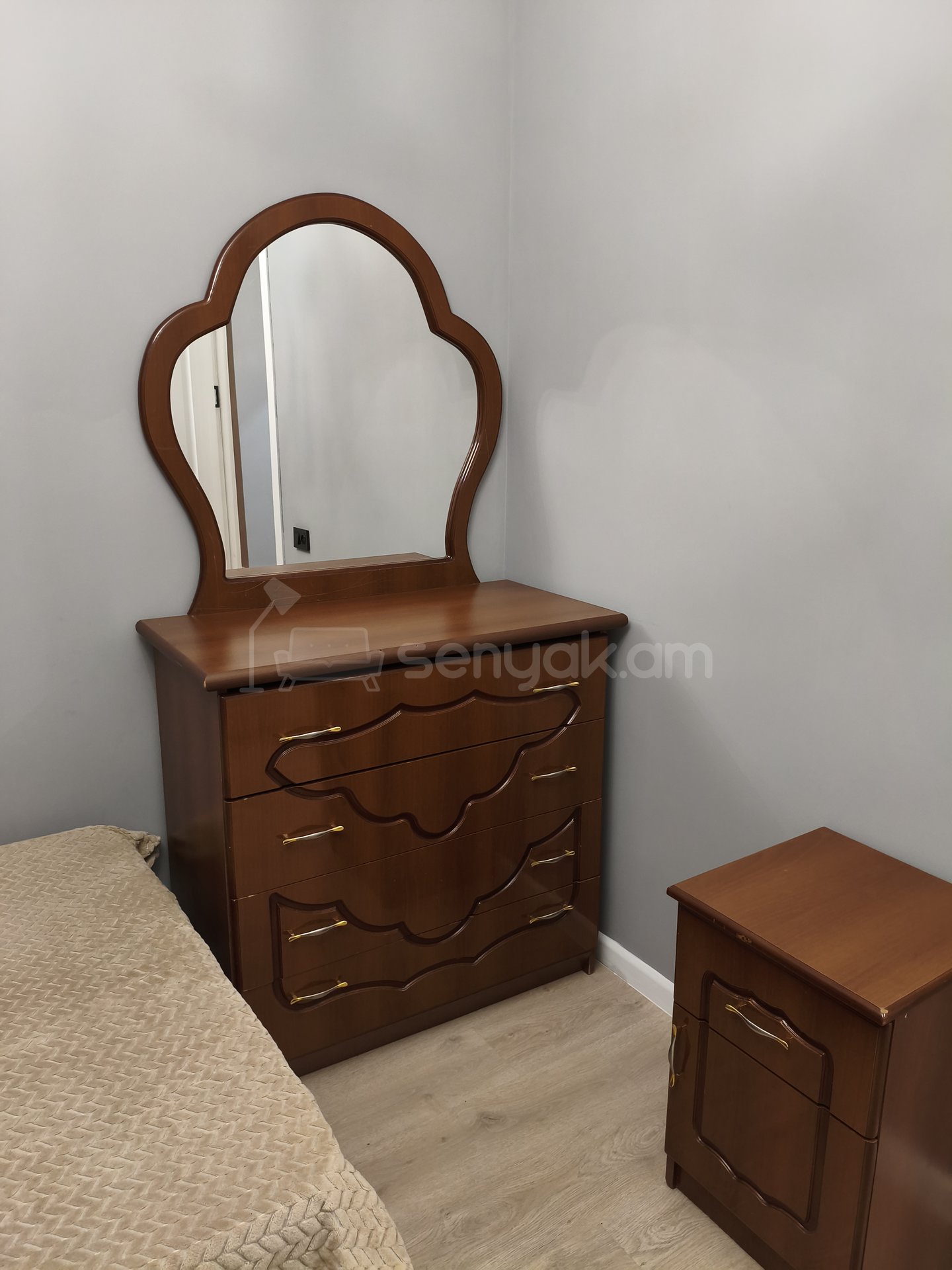 3 Սենյականոց Բնակարան, 78քմ, 6/9 հարկ, Կապիտալ Վերանորոգված, Կահավորված, Արևկող