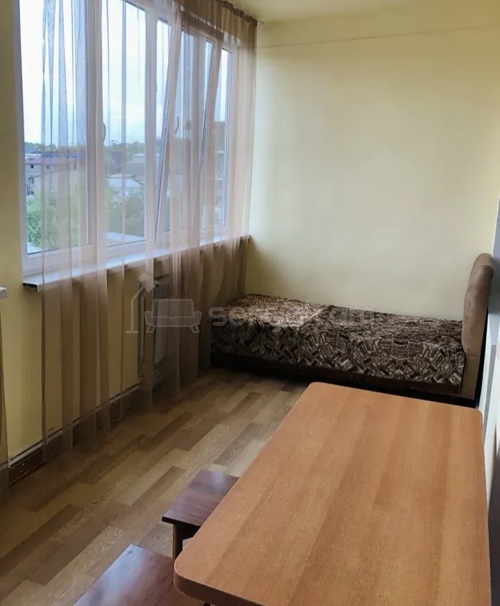 2 Սենյականոց Բնակարան Քարե Շենքում, 56քմ, 3/5 հարկ, Նորմալ Վիճակում, Կահավորված, Արևկող