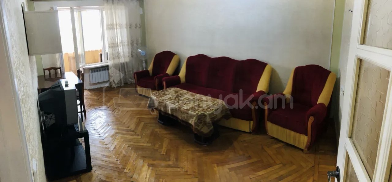 2 Սենյականոց Բնակարան Քարե Շենքում, 56քմ, 3/5 հարկ, Նորմալ Վիճակում, Կահավորված, Արևկող