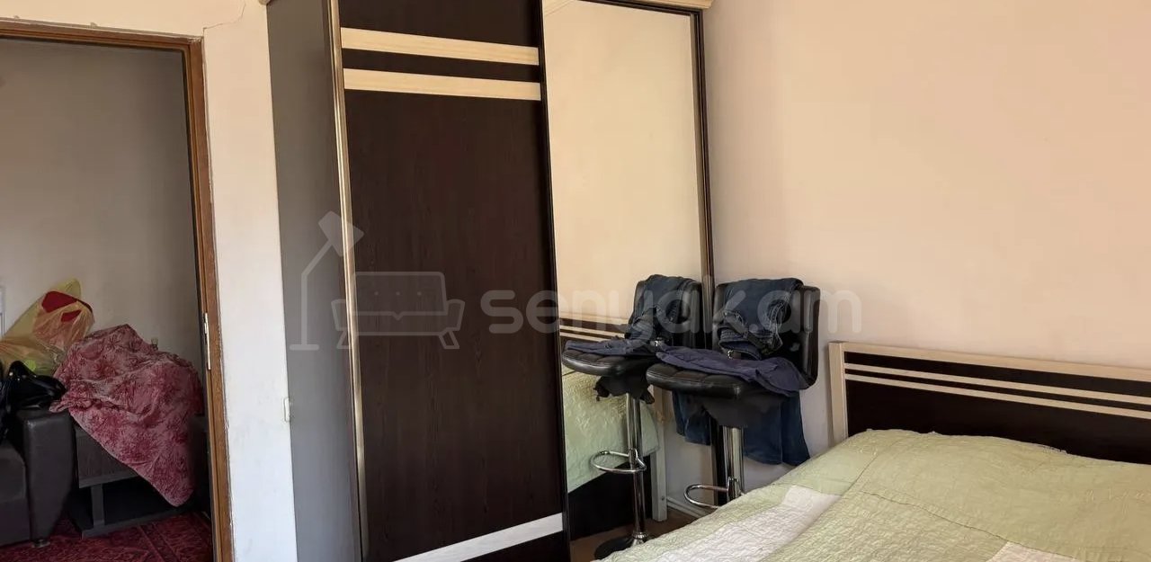 3 Սենյականոց Բնակարան, 78քմ, 5/9 հարկ, Նորմալ Վիճակում, Կահավորված, Արևկող