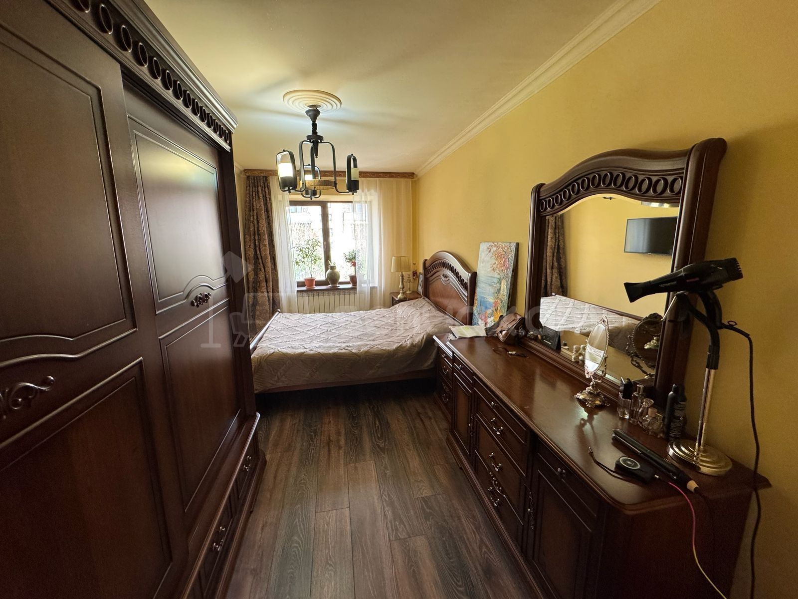 3 Սենյականոց Բնակարան Քարե Շենքում, 74քմ, 4/5 հարկ, Կապիտալ Վերանորոգված