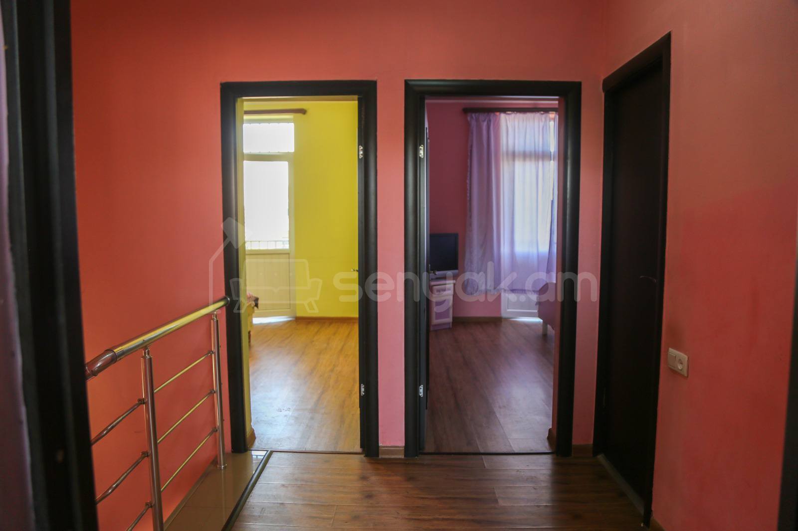 4 Սենյականոց Սեփական Տուն, 170քմ, Կապիտալ Վերանորոգված