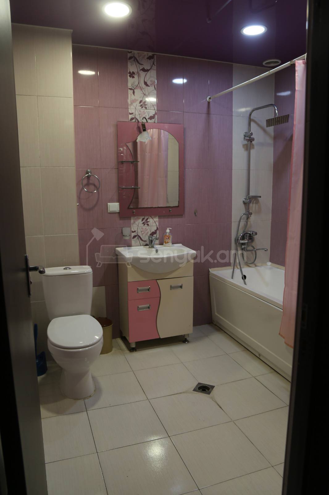 4 Սենյականոց Սեփական Տուն, 170քմ, Կապիտալ Վերանորոգված