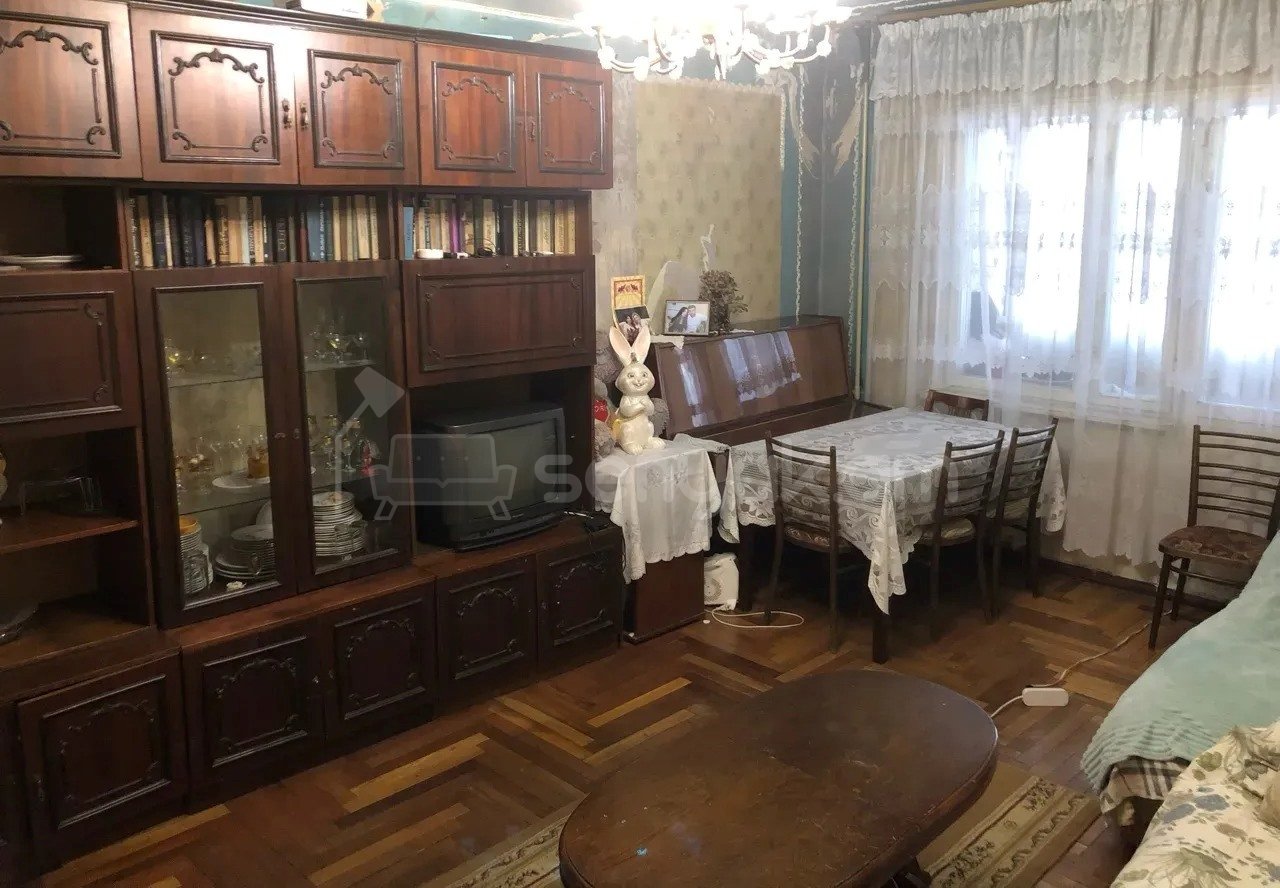 4 Սենյականոց Բնակարան, 93քմ, 2/9 հարկ, Պետական Վիճակում