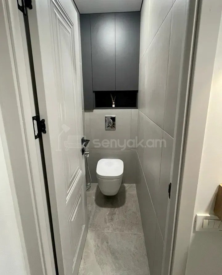 2 Սենյականոց Բնակարան Քարե Շենքում, 50քմ, 2/8 հարկ, Դիզայներական Վերանորոգված