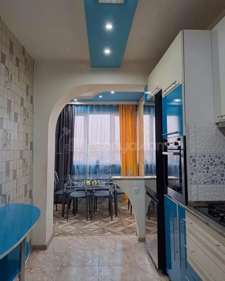 4 Սենյականոց Բնակարան, 90քմ, 3/9 հարկ, Դիզայներական Վերանորոգված, Կահավորված