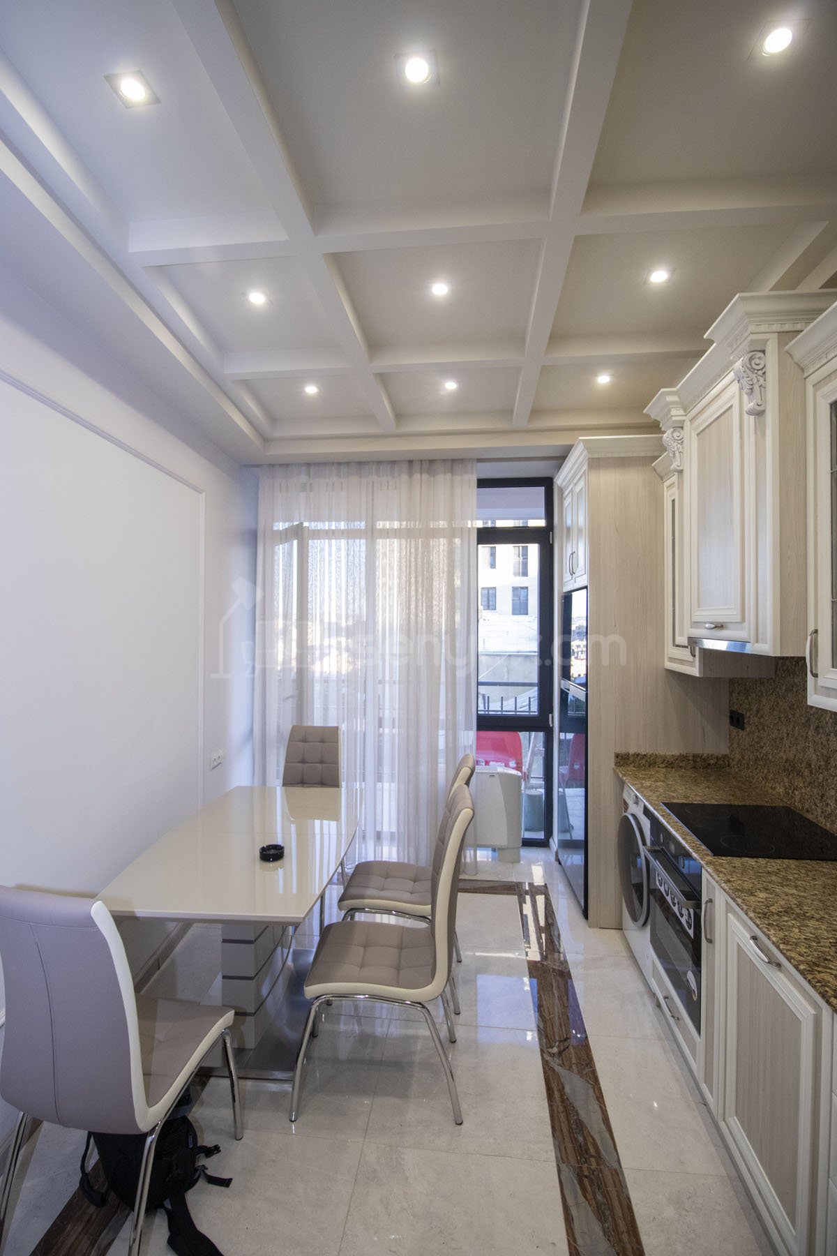 3 Սենյականոց Բնակարան Նորակառույցում, 130քմ, 3/10 հարկ, Դիզայներական Վերանորոգված, Կահավորված, Արևկող